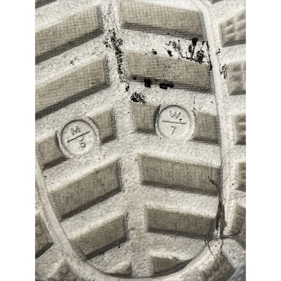 Crocs Sandals Womens Size 7 Rainbow Fur sure Clog tie tye dye rainbow cozy soft - Picture 9 of 9